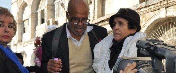 Fatiguée mais largement soutenue, Hadda Hazem arrête sa grève de la faim