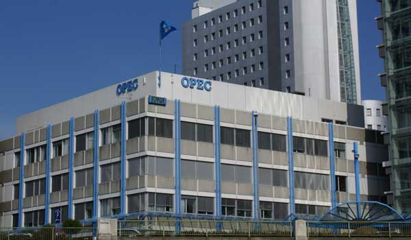 Pétrole- Deux experts algériens s’expriment sur la réunion de l’Opep aujourd’hui à Vienne