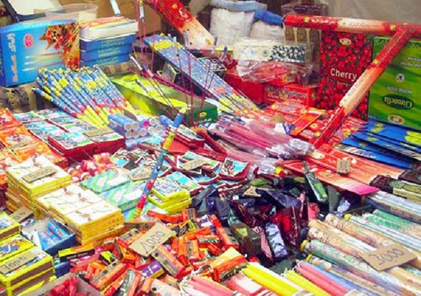 284 pétards de gros calibres saisis