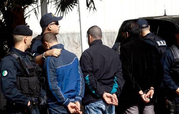 Démantèlement d&rsquo;un réseau international de trafic de véhicules