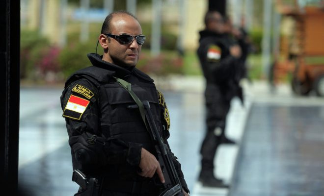 Egypte: la police tue trois islamistes dans une fusillade