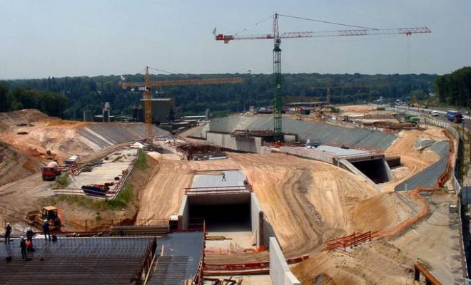 Levée de gel sur les projets du secteur des Travaux publics et des transports