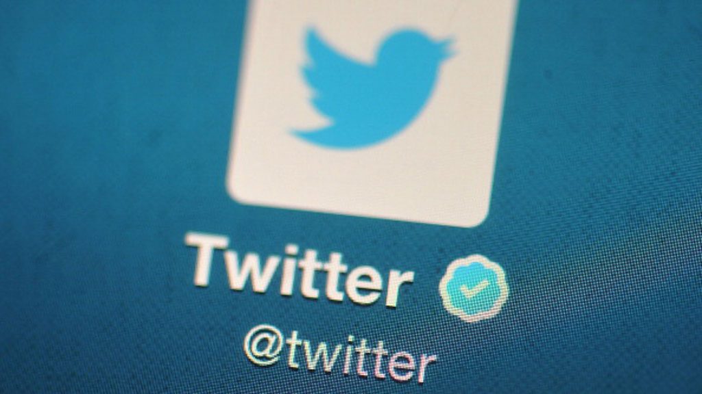 Twitter lance un service d’information continue pour attirer les milieux d’affaires