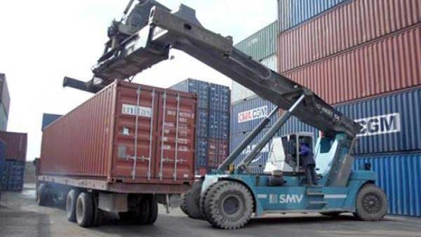 Oran: refoulement d’une cargaison de plus de 72 tonnes de chocolat au port sec d’Es-Sénia