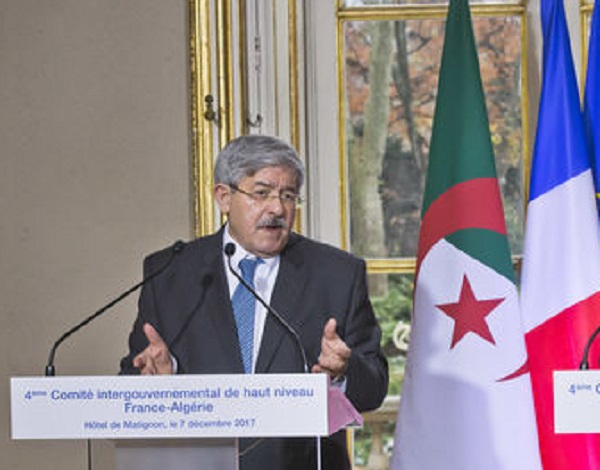 Ouyahia: le président Bouteflika se porte bien et dirige bien le pays