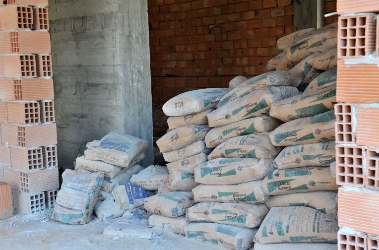 El Tarf: Le ciment devient disponible