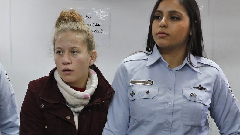 Soldats israéliens pris à partie : détention prolongée pour Ahed Tamimi