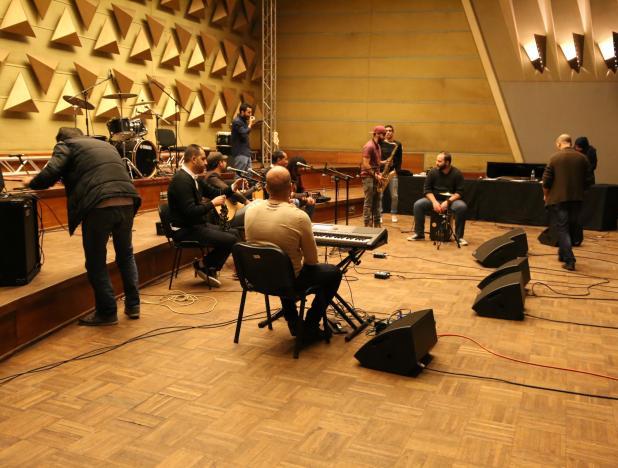 La Radio célèbre la nouvelle année grégorienne 2018 par un programme spécial ce soir sur ses ondes