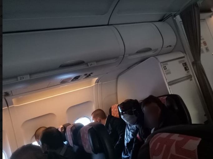 La photo d&rsquo;un algérien expulsé de France crée la polémique