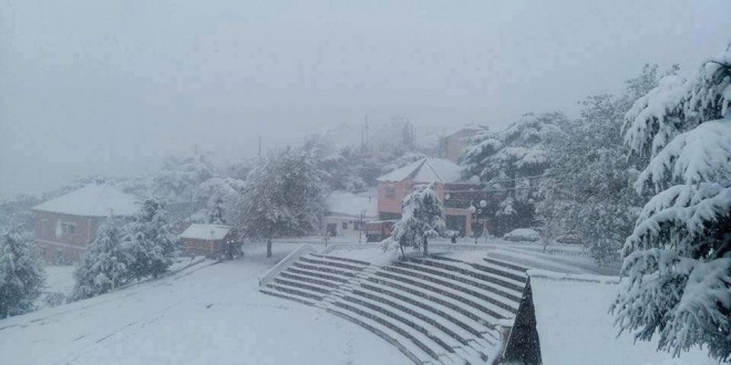 Météo – de la neige à 800 mètres sur les wilayas du nord