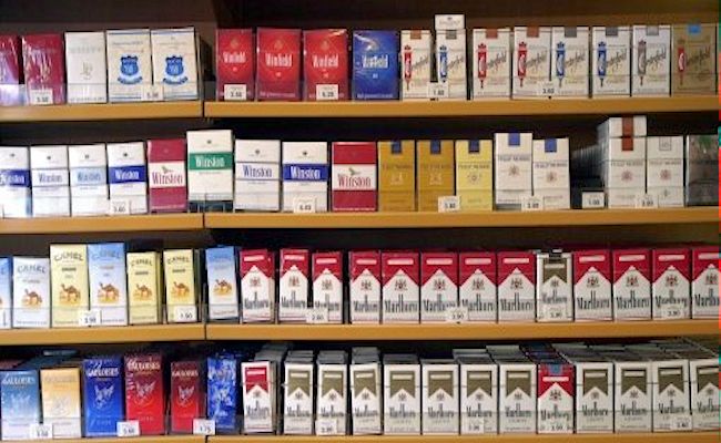 MOSTAGANEM : Saisie inédite de tabac dans un commerce