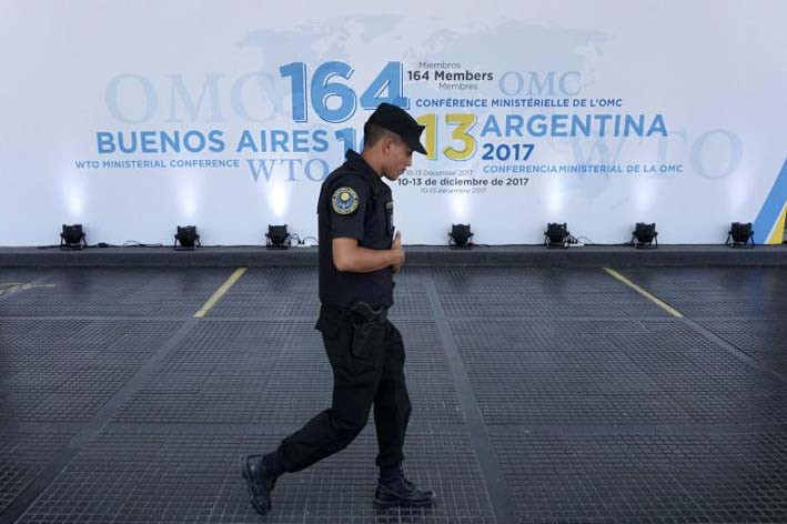 Malmenée : L&rsquo;OMC disserte sur l&rsquo;avenir du commerce mondial