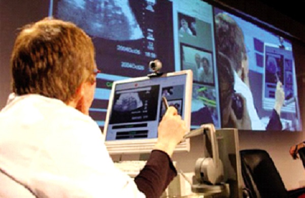 Echanges médicaux entre le CHU de Tizi-Ouzou et l’EPH de Biskra