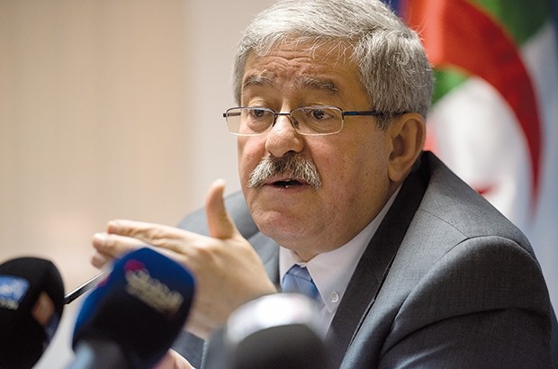 Polisario et hachisch : Ouyahia tire à boulets rouges sur le Maroc (Vidéo)