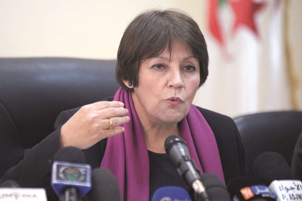 Nouria Benghabrit : l’enseignement de Tamazight sera élargi à 10 autres wilayas et bénéficiera de 300 nouveaux postes budgétaires