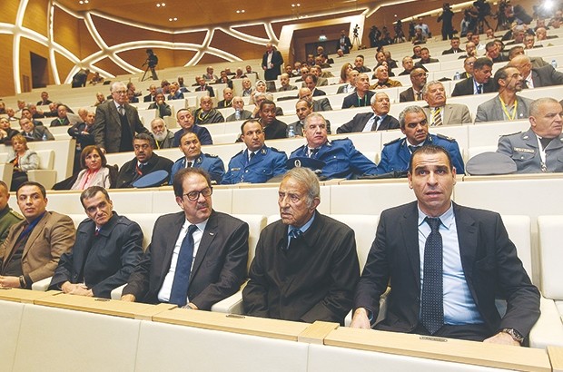 Non associés au symposium sur le renouveau du football national : Les cadres de l’IEPS en colère