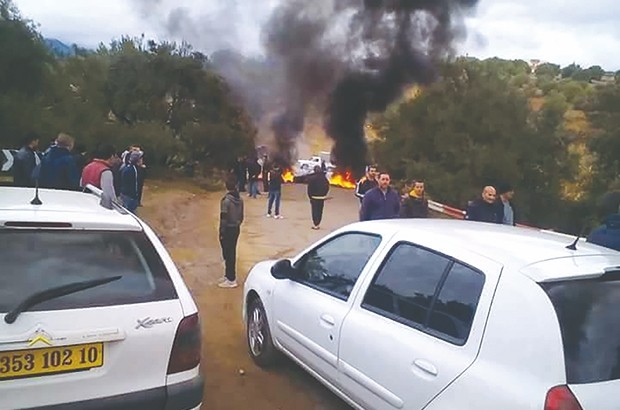 Les manifestants “refoulent” Ould Ali !