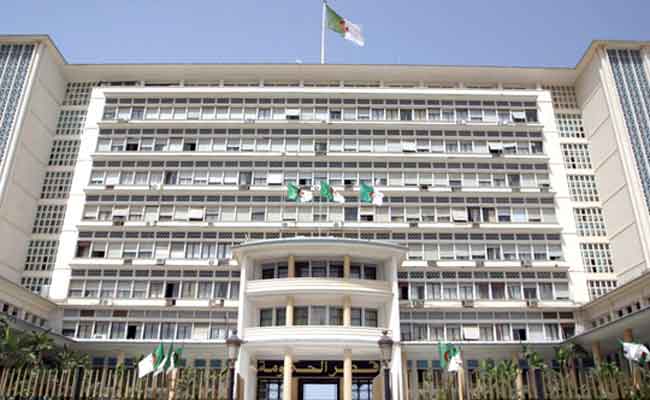 ‘’Ne labourer qu’ avec les siens ‘’