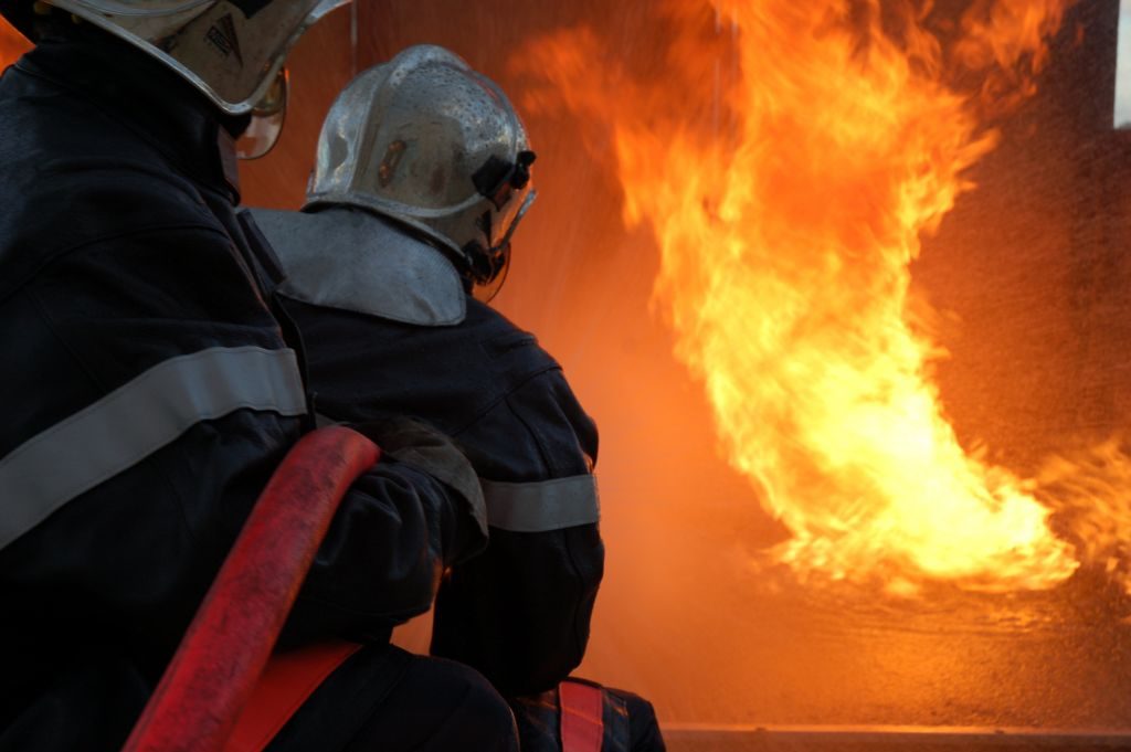 ORAN : Deux incendies ravagent 02 domiciles