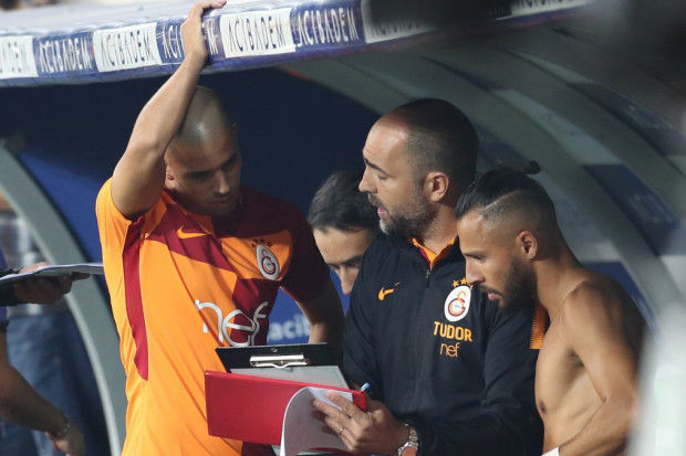 La porte de sortie pour l&rsquo;entraineur de Feghouli et Galatasaray !