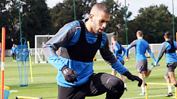 Le Sporting ne lâche pas Slimani