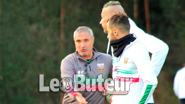 MCA : Casoni met en garde contre Djallit et Yahia-Cherif