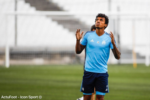 OM : Luis Gustavo donne le nom de son idole