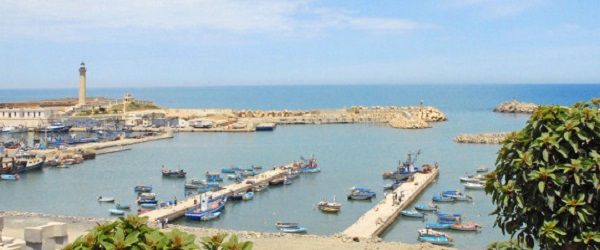 Cherchell (Tipaza): Une embarcation chavire avec 13 personnes à bord