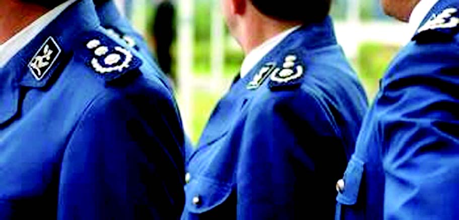 53 éléments de la police promus à des grades supérieurs