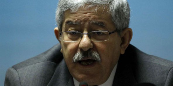 Banderole anti-saoudienne en Algérie : Ahmed Ouyahia n’a pas présenté d’excuses officielles à Riyad