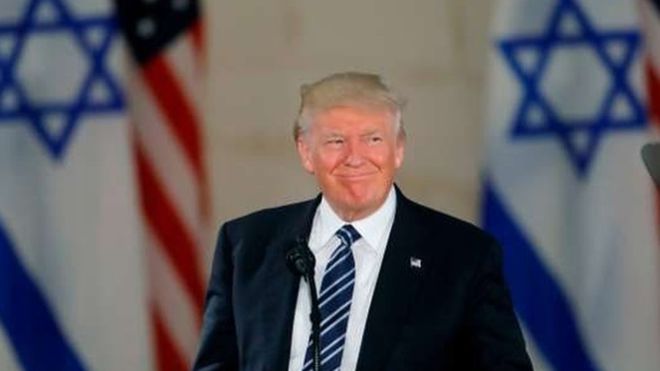 Trump accuse pékin de s’immiscer dans la politique américaine: La paille et la poutre