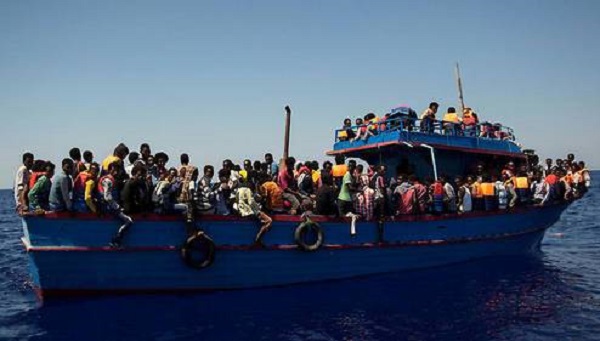 Migrants : une centaine de disparus en Méditerranée