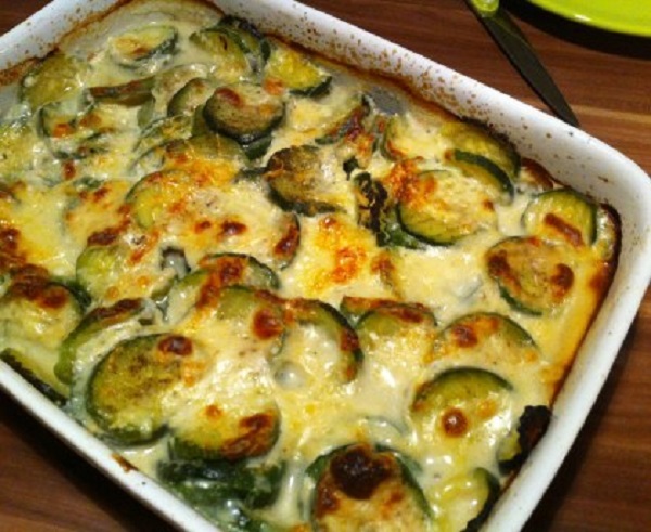 Gratin de courgettes aux deux fromages