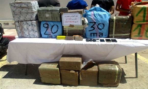 Ouyahia pour l&rsquo;application de la peine de mort aux narcotrafiquants