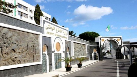 Trois narcotrafiquants appréhendés à Biskra et In Salah (MDN)