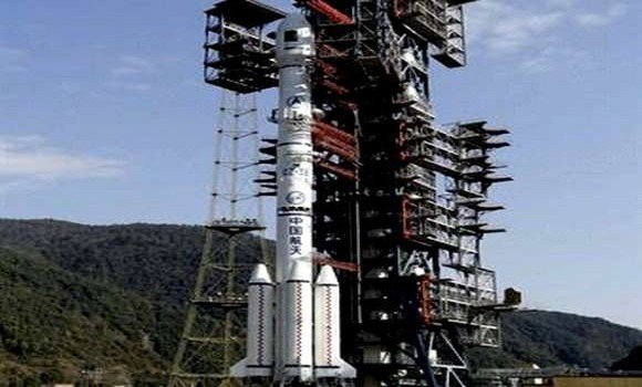 Alcomsat-1: le président Bouteflika réitère l’engagement de l’Etat en matière de maitrise des technologies modernes