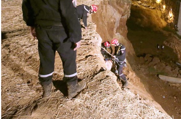 Mostaganem : glissement de terrain sur la RN 11 à Djebel Diss et érosion du sol à la CW 7 à Chelailia