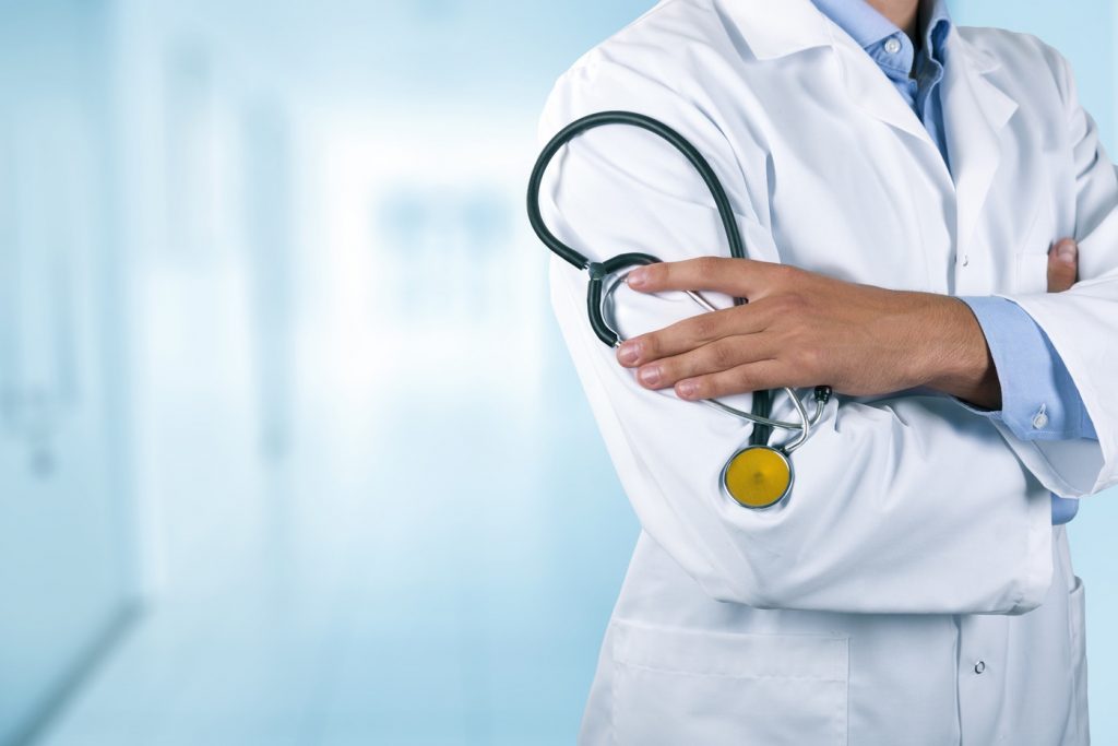 15 000 médecins algériens en France