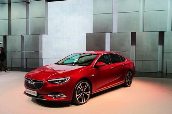 Groupe PSA : L’Opel Insignia atteint les 100.000 commandes en Europe