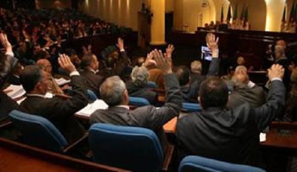 Après avoir été accusés de lui tourner le dos : Les ministres investissent l’APN