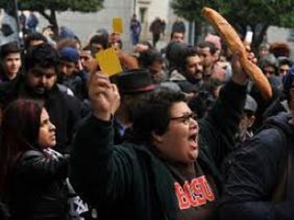 Tunisie : annonce de mesures sociales pour répondre à la contestation