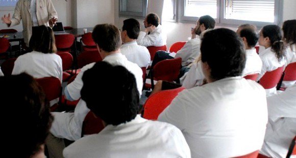 Plus de 300 spécialistes attendus à la journée de cardiologie pédiatrique en février à Oran