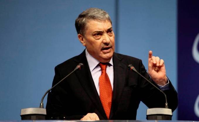 Benflis: « Il y a trois murs à franchir »