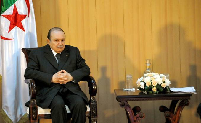 Le président Bouteflika signe cinq décrets portant ratifications de mémorandums d’entente de coopération avec plusieurs pays