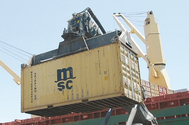 Suspension de 851 produits à l’importation : À qui profite l’interdiction ?