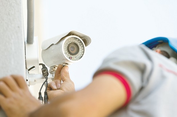 Installation de caméras de surveillance dans les domiciles : Plus de 80% des équipements ne sont pas autorisés