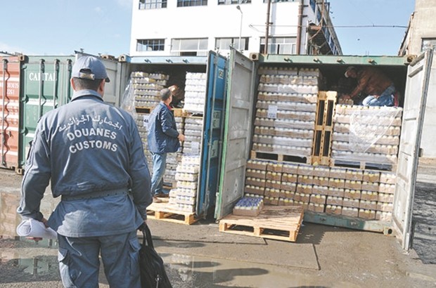 Douanes du port de ANNABA Saisie d’un lot de 61 335 téléphones portables