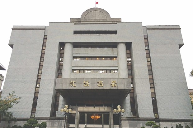 Cela se passe à TAÏWAN : Un fils condamné à rembourser à sa mère le coût de son éducation