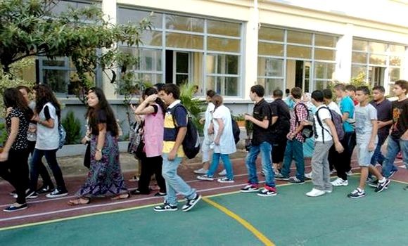 Grève du CNAPESTE à Blida : près de 150 enseignants vacataires pour rattraper les cours perdus