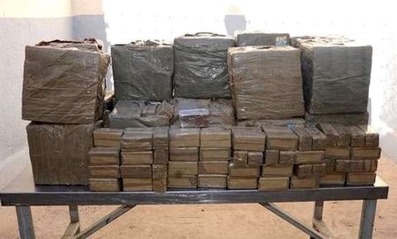 Lutte contre le trafic de drogue: « On sait qui fait quoi » (Messahel)